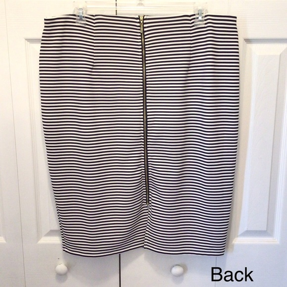 Cato Womens Navy Blue Striped Zip Back Knee Length Pencil Skirt Size 20W - Picture 1 of 5